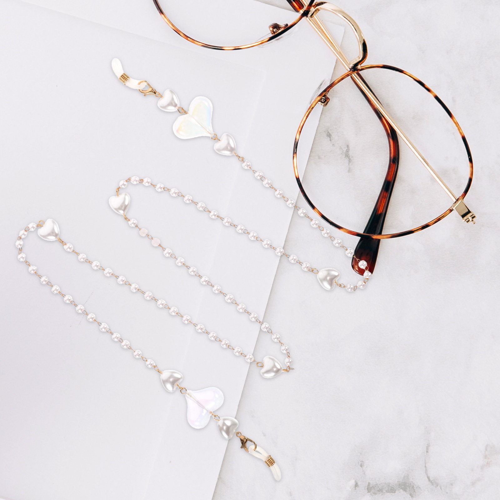 سلسلة نظارات عصرية على شكل قلب - مراجعة Mask Lanyard Adjustable وسعره